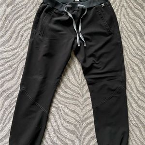 Figs jogger scrub pant in black